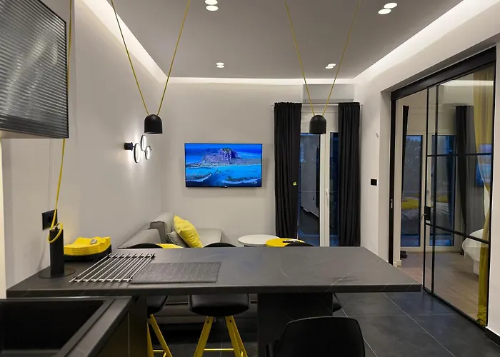 8 Black & Yellow Urban Center