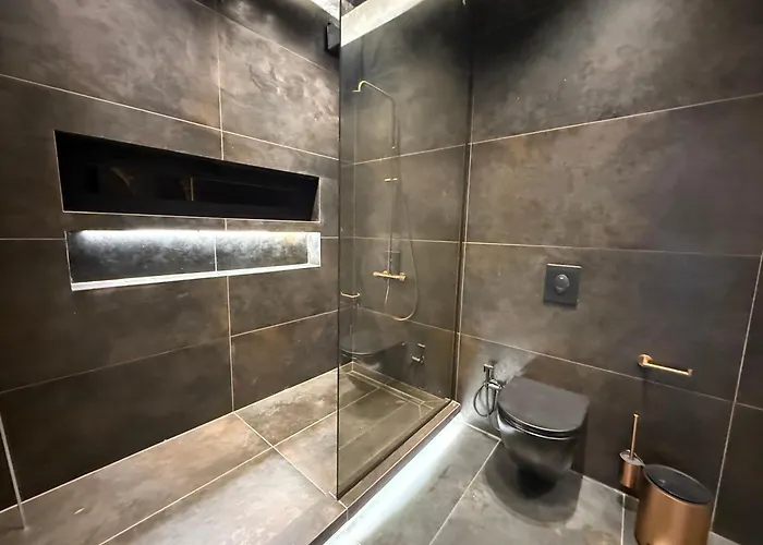 Apartamento 8 Black & Yellow Urban Center