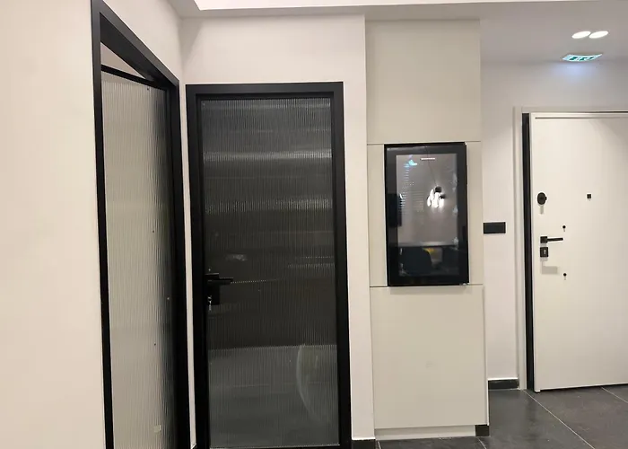 8 Black & Yellow Urban Center *